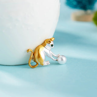 Rinhoo Cartoon Animal Cat Brooches Funny Vintage Rhinestone Cat Shirt Lapel Pins Bag Cute Badge Little Kitten Meow Party Jewelry