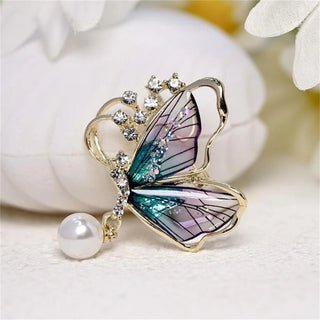 Luxury Crystal Butterfly Brooch Pearl Pendant Lapel pins for Women Girl Stylish Lapel Pins Sweater Badges Jewelry Accessories