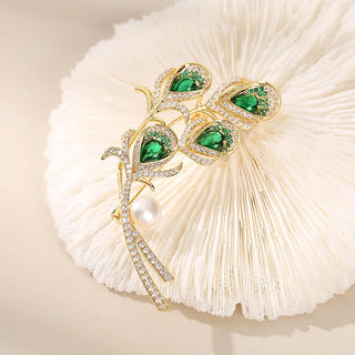Zircon Luxury Jewelry High-end Brand Green Crystal Peacock Feather Brooch Women Suit Coat Pin Buckle Pearl Brooches Jewelry