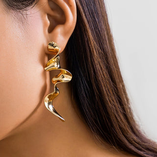 Vintage Irregular Geometric Long Wave Pendant Drop Earrings Women Fashion Statement Goth Piercing Earrings Jewelry Accessories