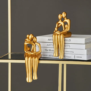 Modern Home Decoration Resin Golden Sculpture Warm Family Ornaments Desk Decoration Study Bookshelf Decoration Home Decor Gift